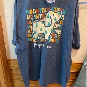 Puppie Love XXL t-shirt Mountain design NWT